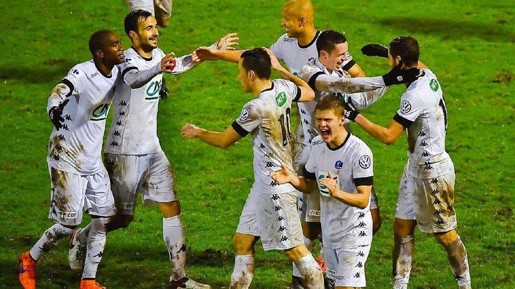 开云线上观看-关于转折点尼斯防线松动，法国杯窗口期攻防权衡，赛场秩序良好，球队文化再被提及的信息