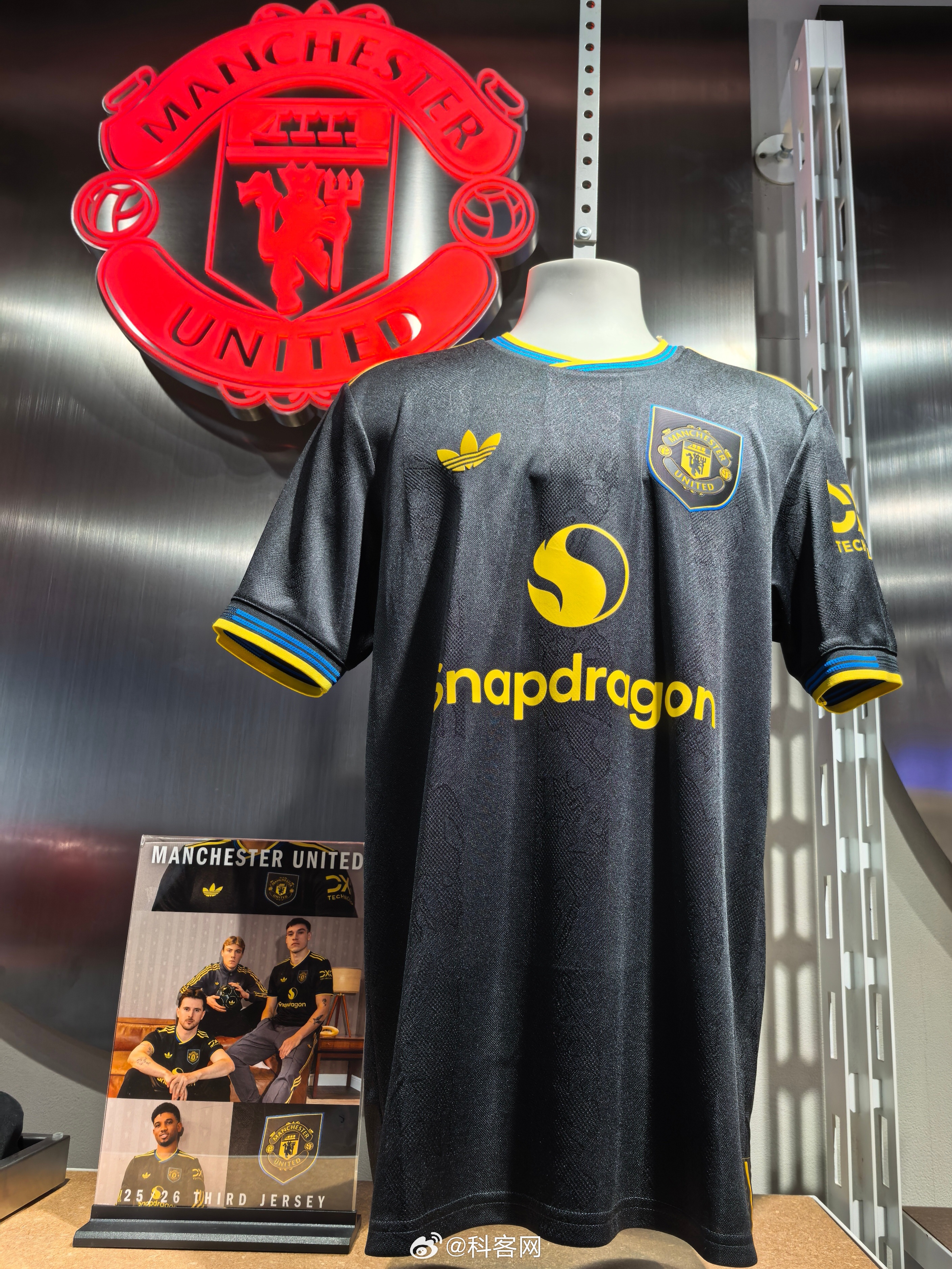 开云线上观看-穆里尼奥压哨回归